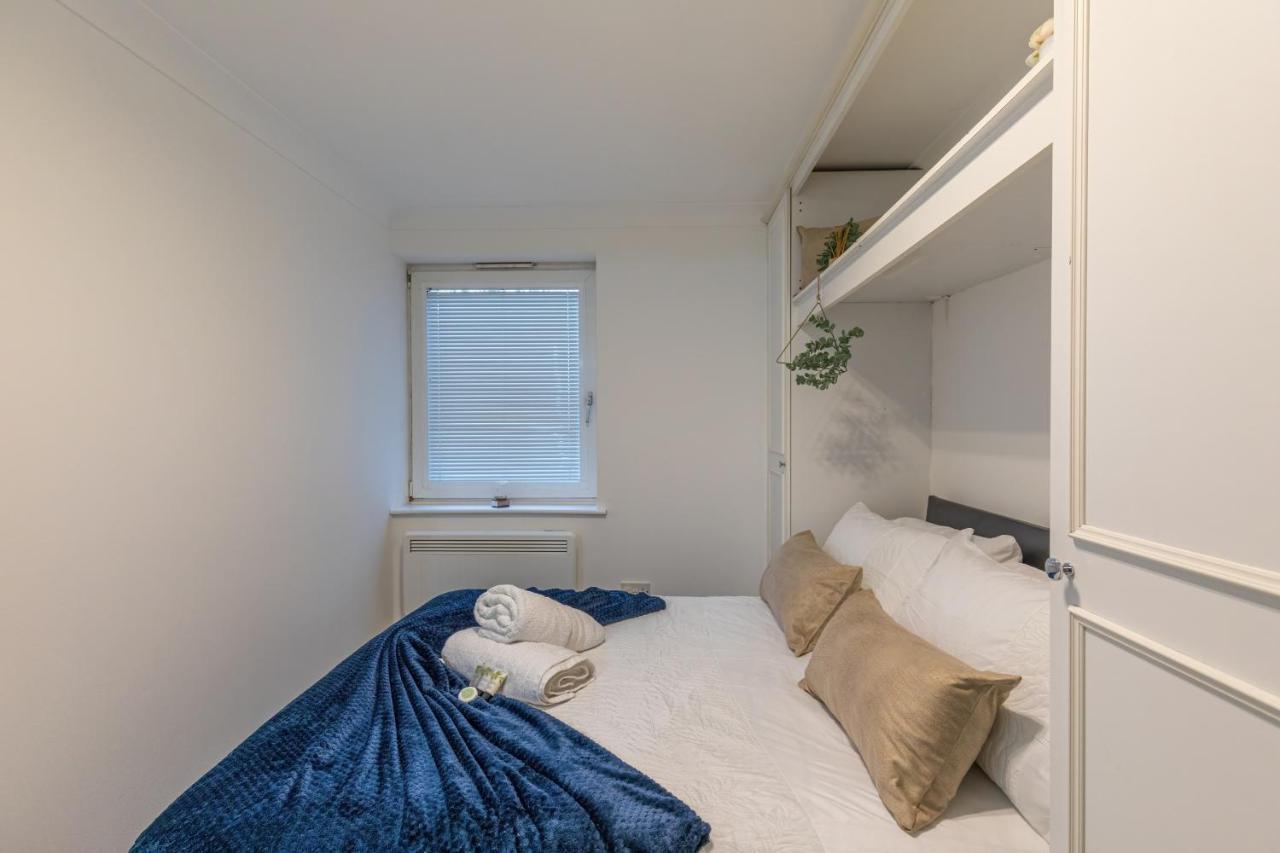 Luxury Hollywood Getaway In The Heart Of The City Brighton Exterior photo